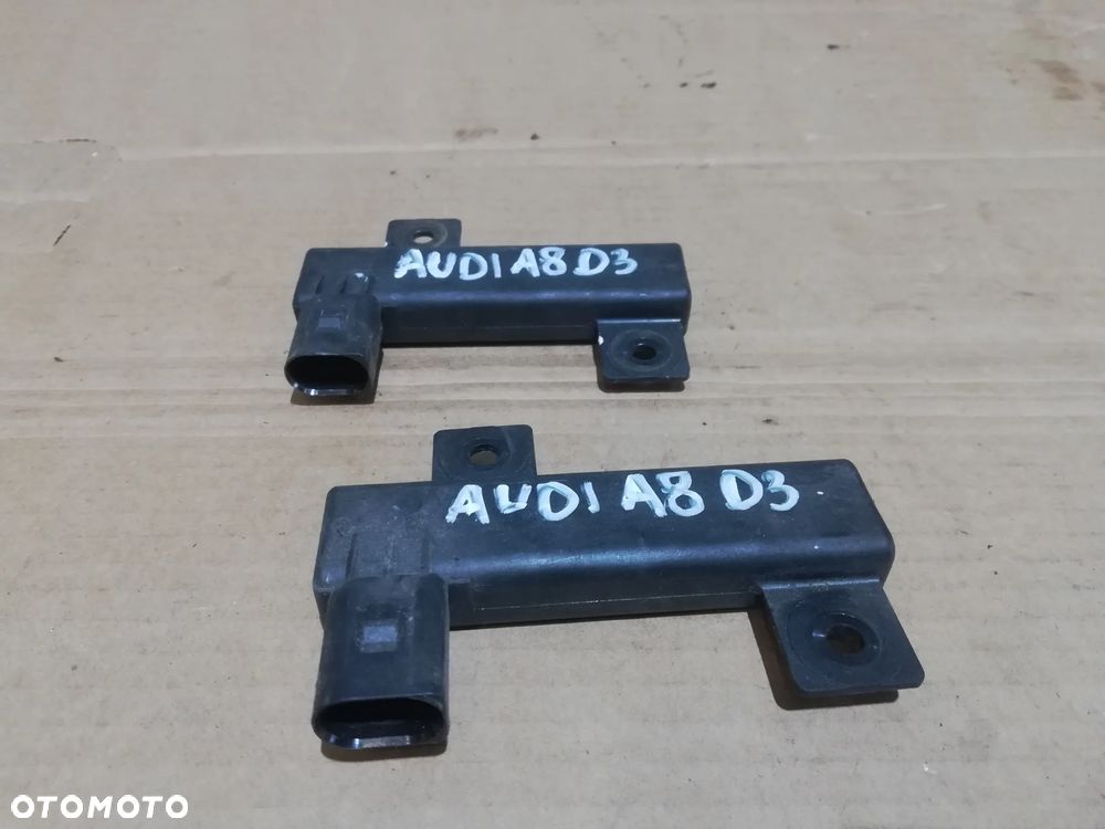 Audi A8 D3 KESSY Moduł Bezkluczykowego Otwierania ECU 3D0909133E - 1