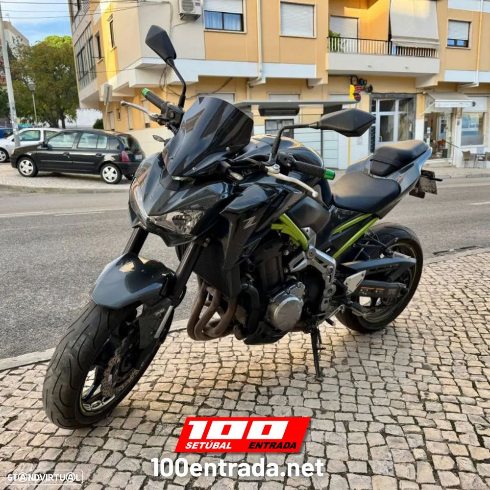 Kawasaki ZR 900 B - 1