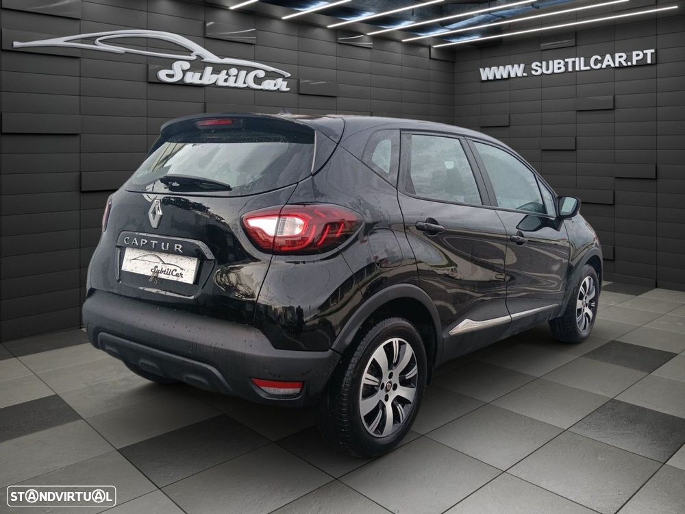 Renault Captur 1.5 dCi Exclusive - 3