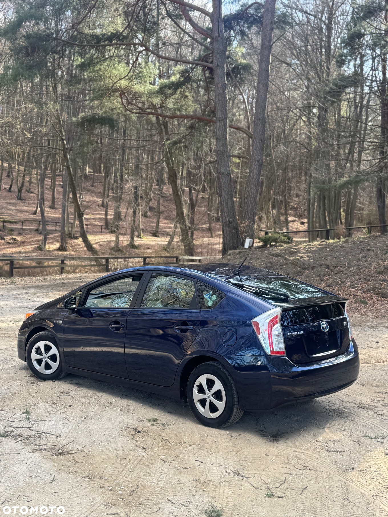 Toyota Prius 1.8 Hybrid Premium - 4