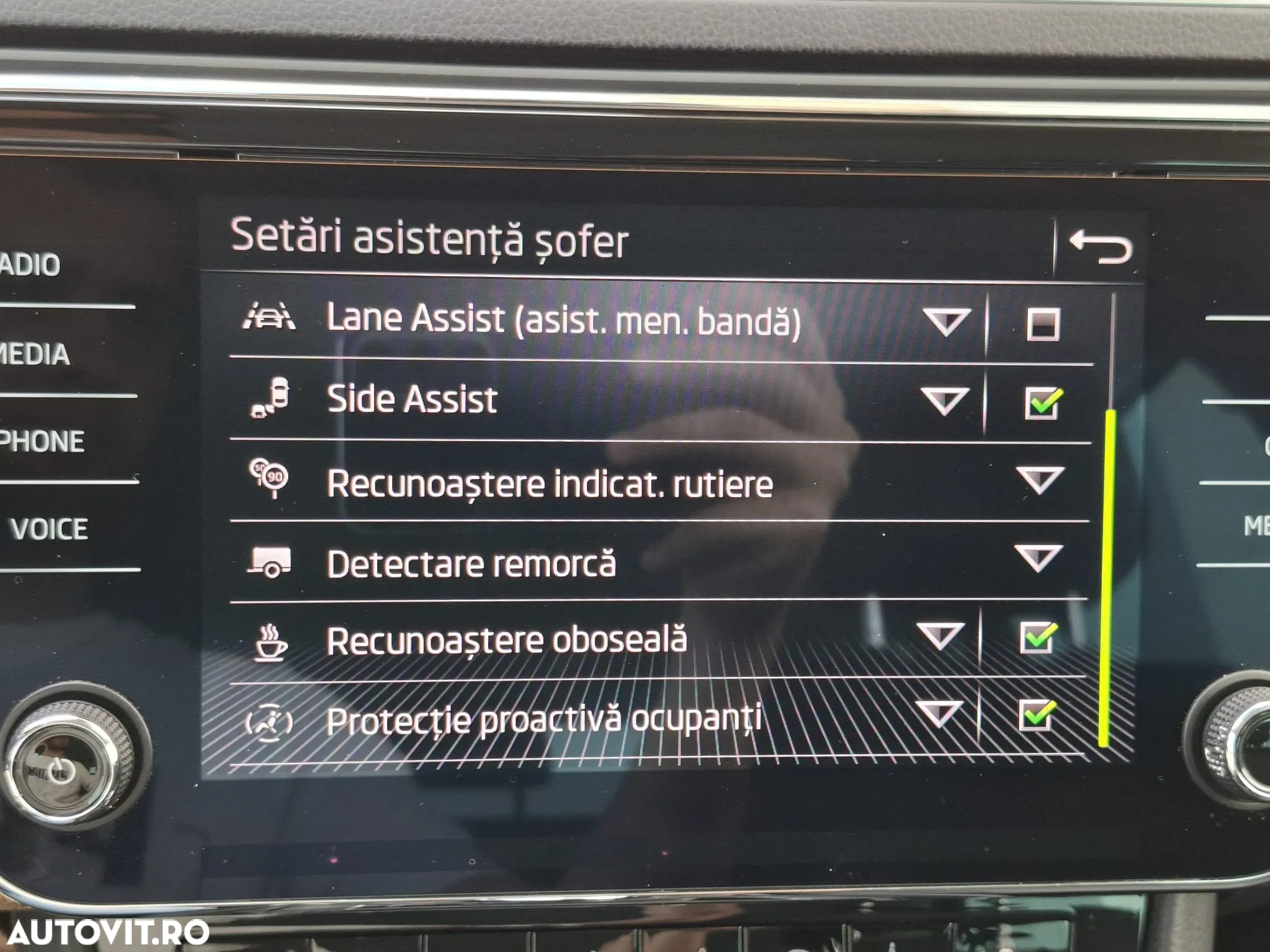 Skoda Superb 2.0 TSI DSG Style - 18