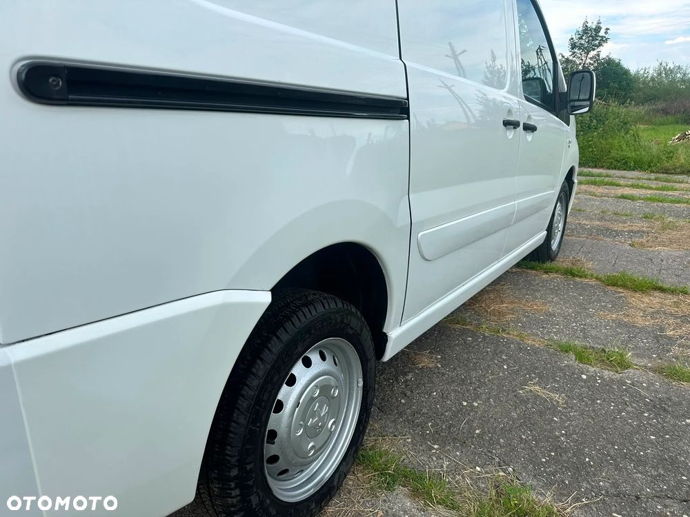 Peugeot EXPERT 2.0 HDi 128 kM manual, 2016 rok ORGINALNY- NISKI PRZEBIEG 144tyś.,HAK, paka ZADBANA, CZUJNIKI PARKOWANIA - 16