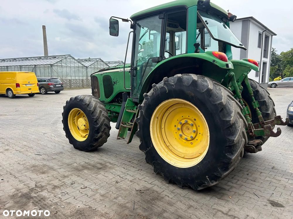 John Deere 6820 - 9