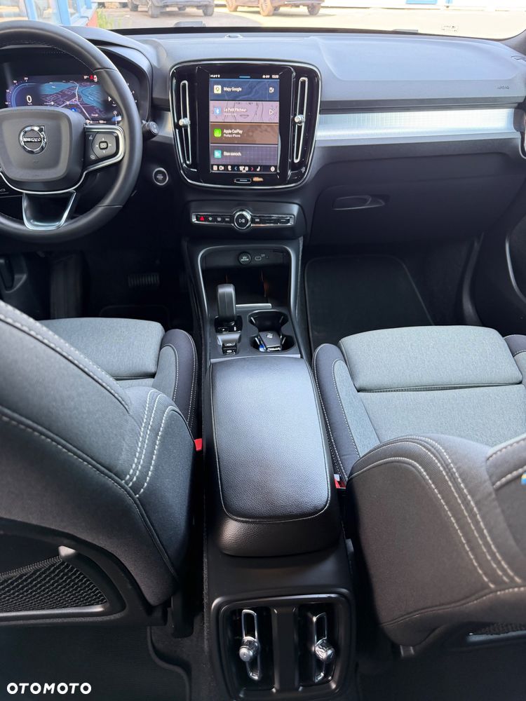 Volvo XC 40 B3 Core - 21