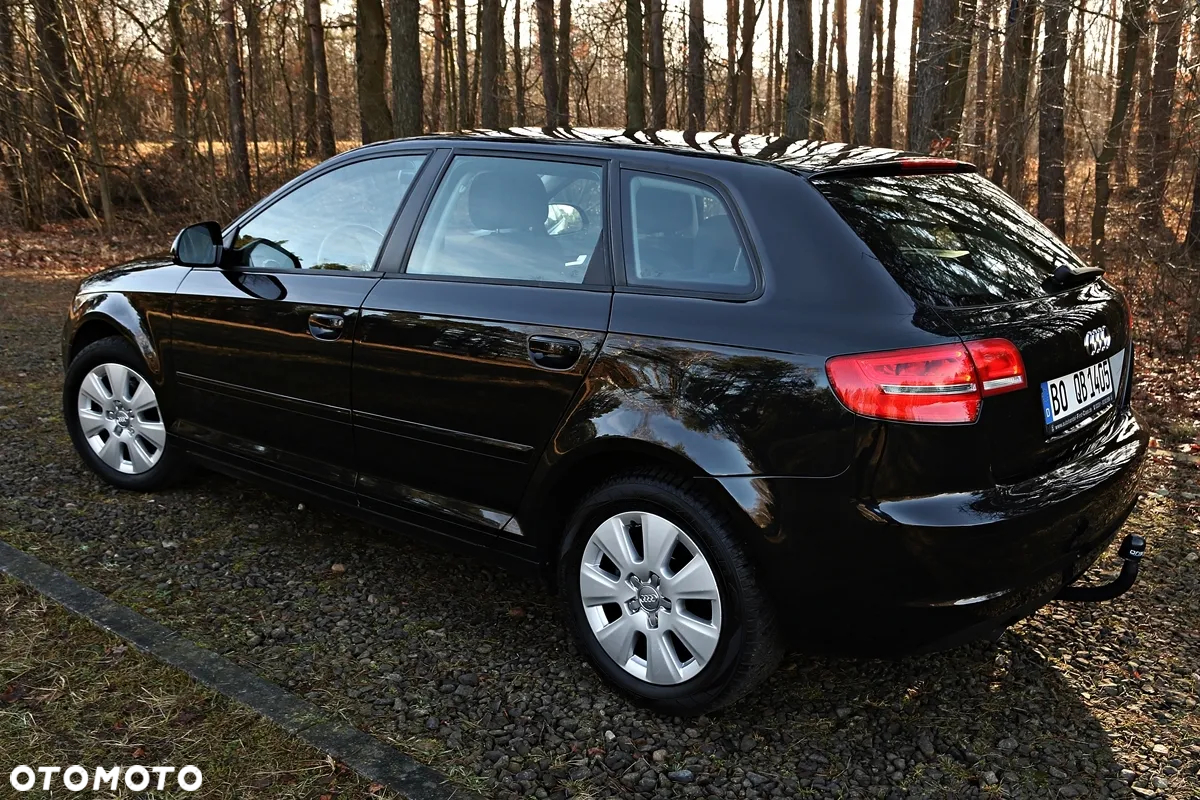 Audi A3 1.6 TDI Ambiente - 22