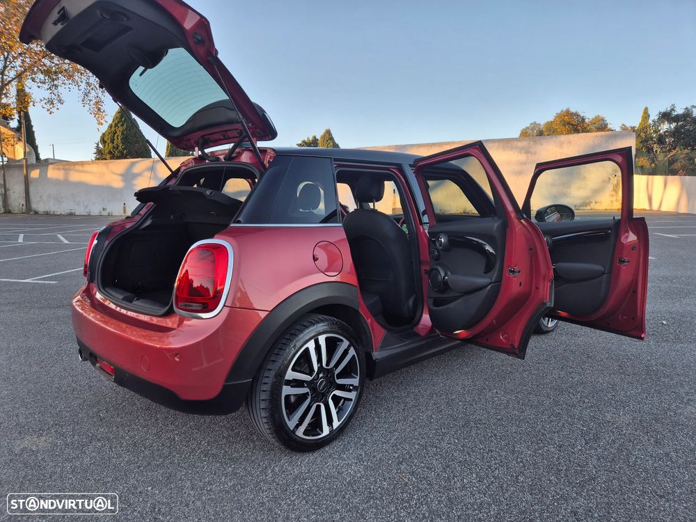 MINI 5 Portas Cooper Aut. Seven Chili - 9