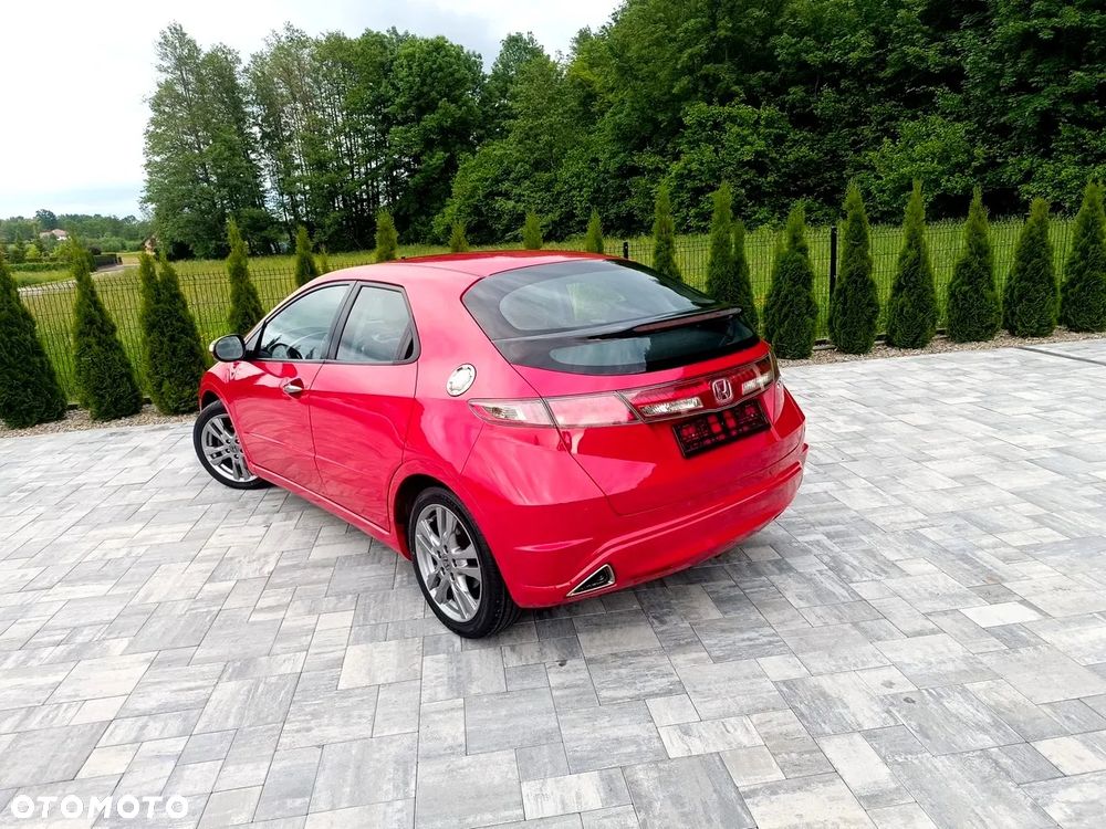 Honda Civic 1.8 Sport - 35