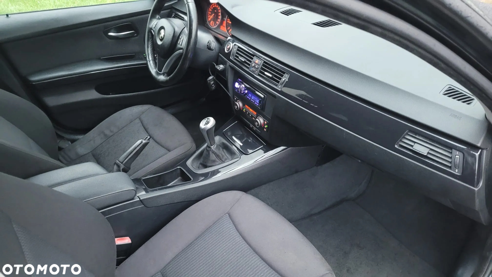 BMW Seria 3 320d xDrive DPF Touring - 13