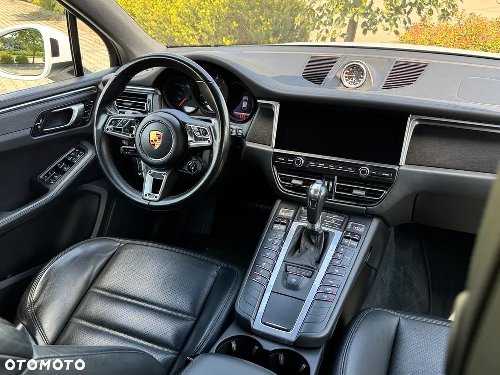 Porsche Macan - 5