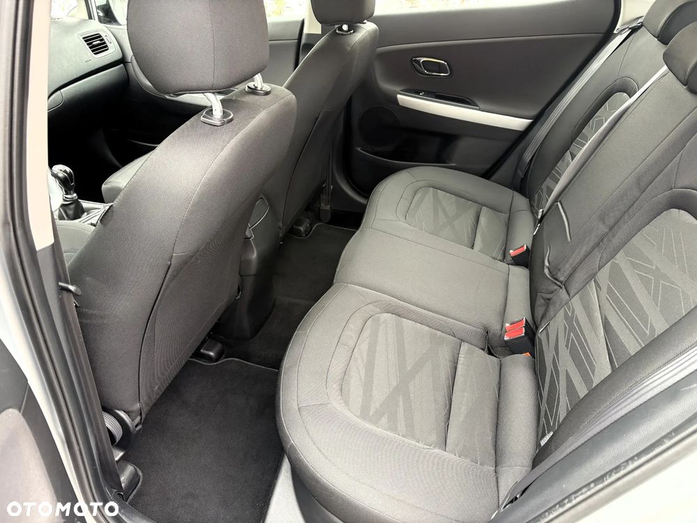 Kia Ceed 1.6 CRDi L - 8