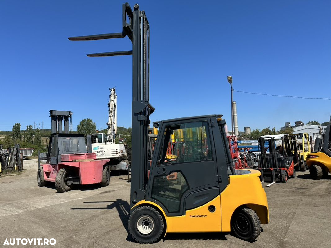 Jungheinrich DFG 430 S - 11