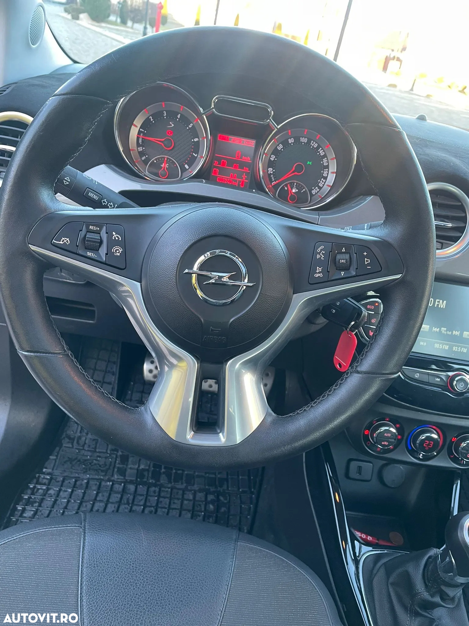 Opel Adam 1.4 Turbo ECOTEC Start/Stop - 12