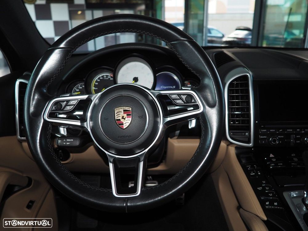 Porsche Cayenne S E-Hybrid Platinum Edition - 15