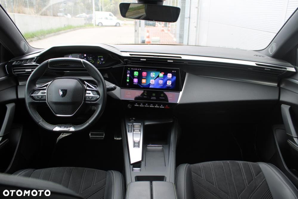 Peugeot 408 - 13