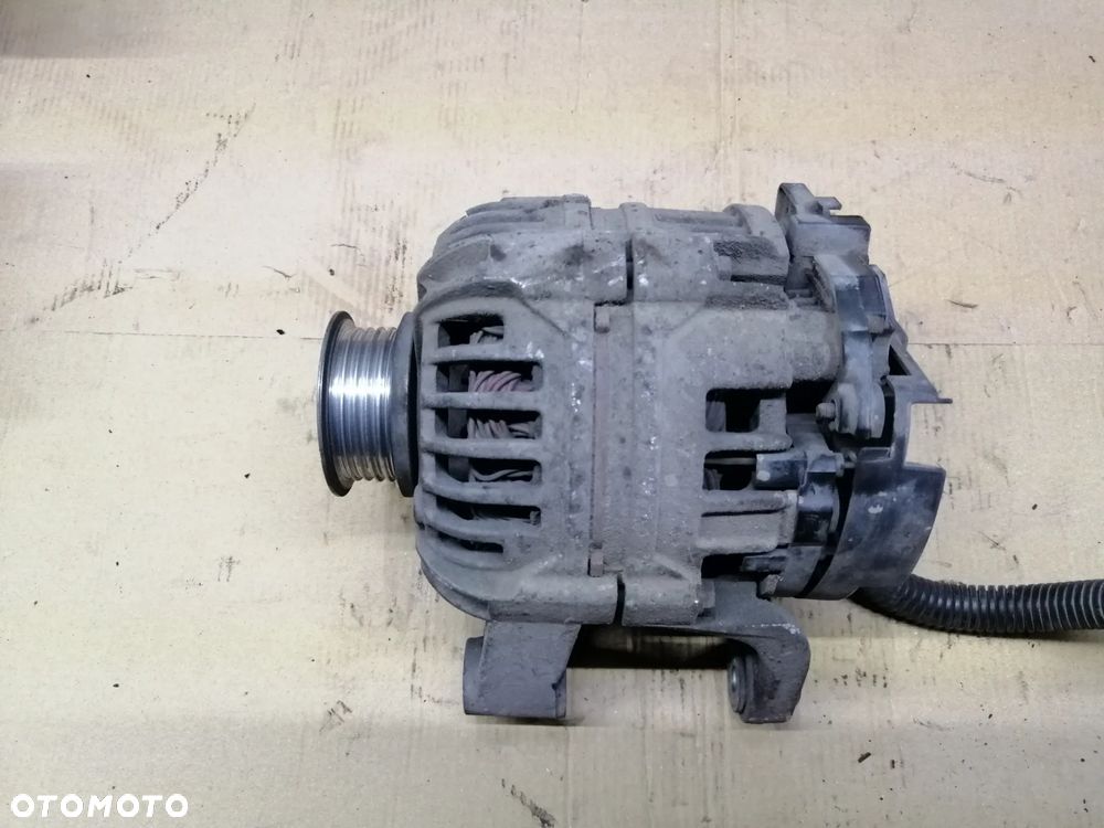 Opel Astra Corsa Meriva 1.2 alternator Bosch 0124225041 14V 70A - 9