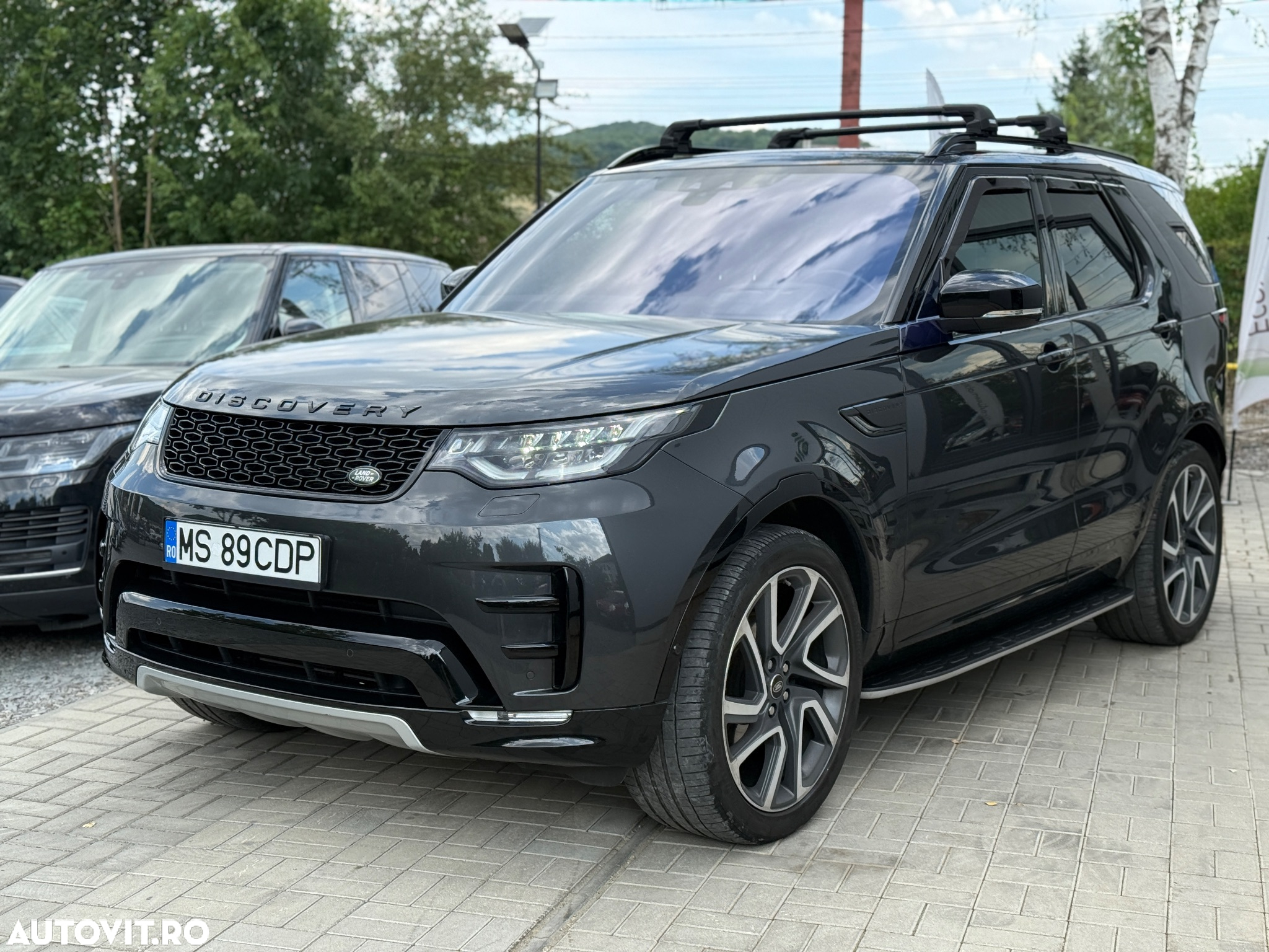 Land Rover Discovery 3.0 L TD6 HSE Luxury - 2