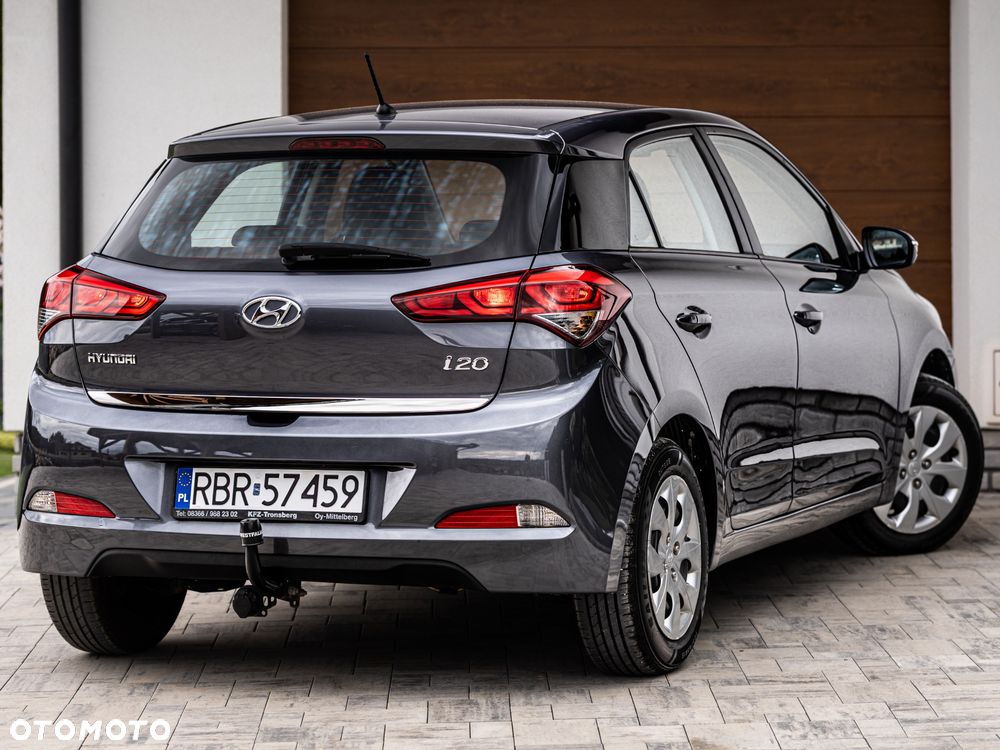 Hyundai i20 - 15