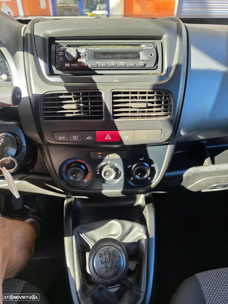 Fiat Doblo - 21