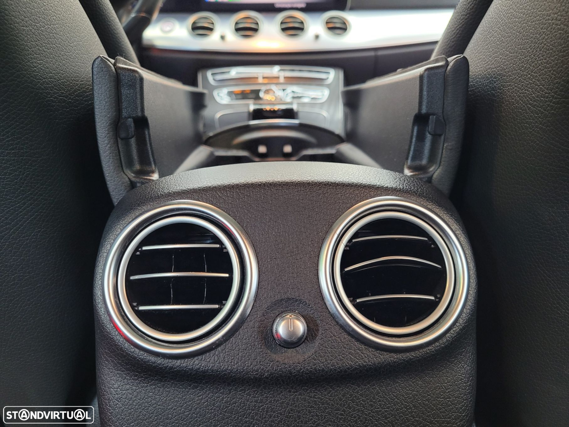 Mercedes-Benz E 300 de Avantgarde - 48