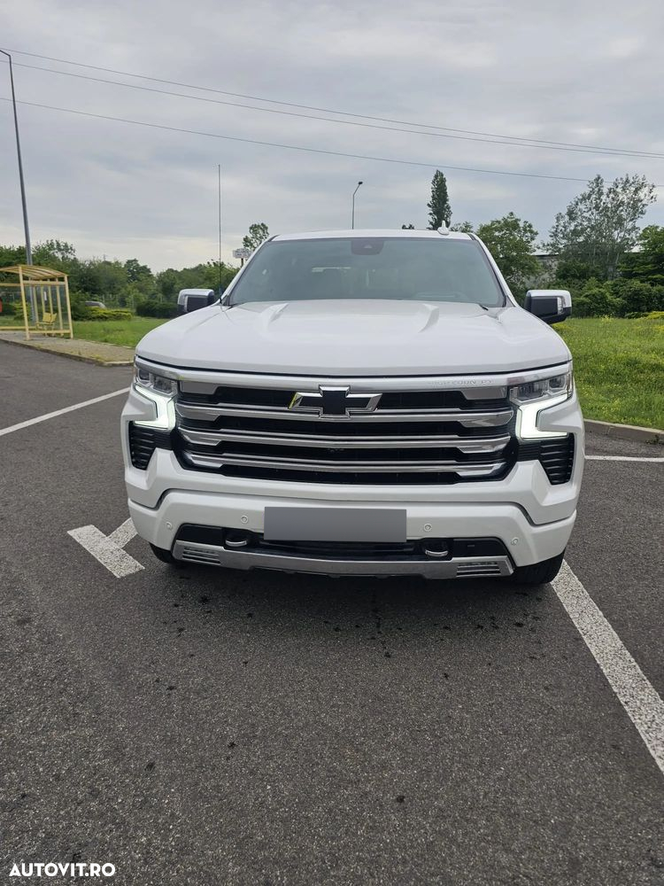 Chevrolet Silverado - 2