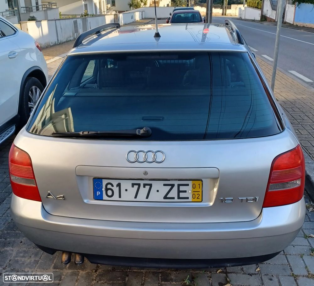 Audi A4 Avant - 13