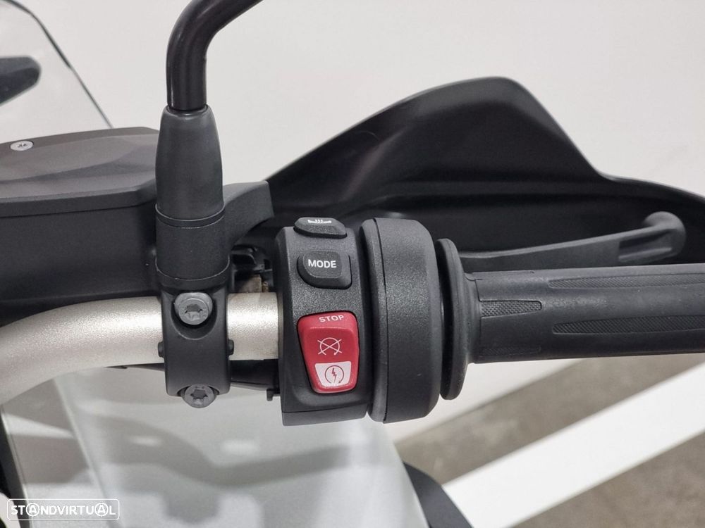 BMW F 900 GS Adventure 900 GSAdventure weiss-aluminium metalizado mate - 12