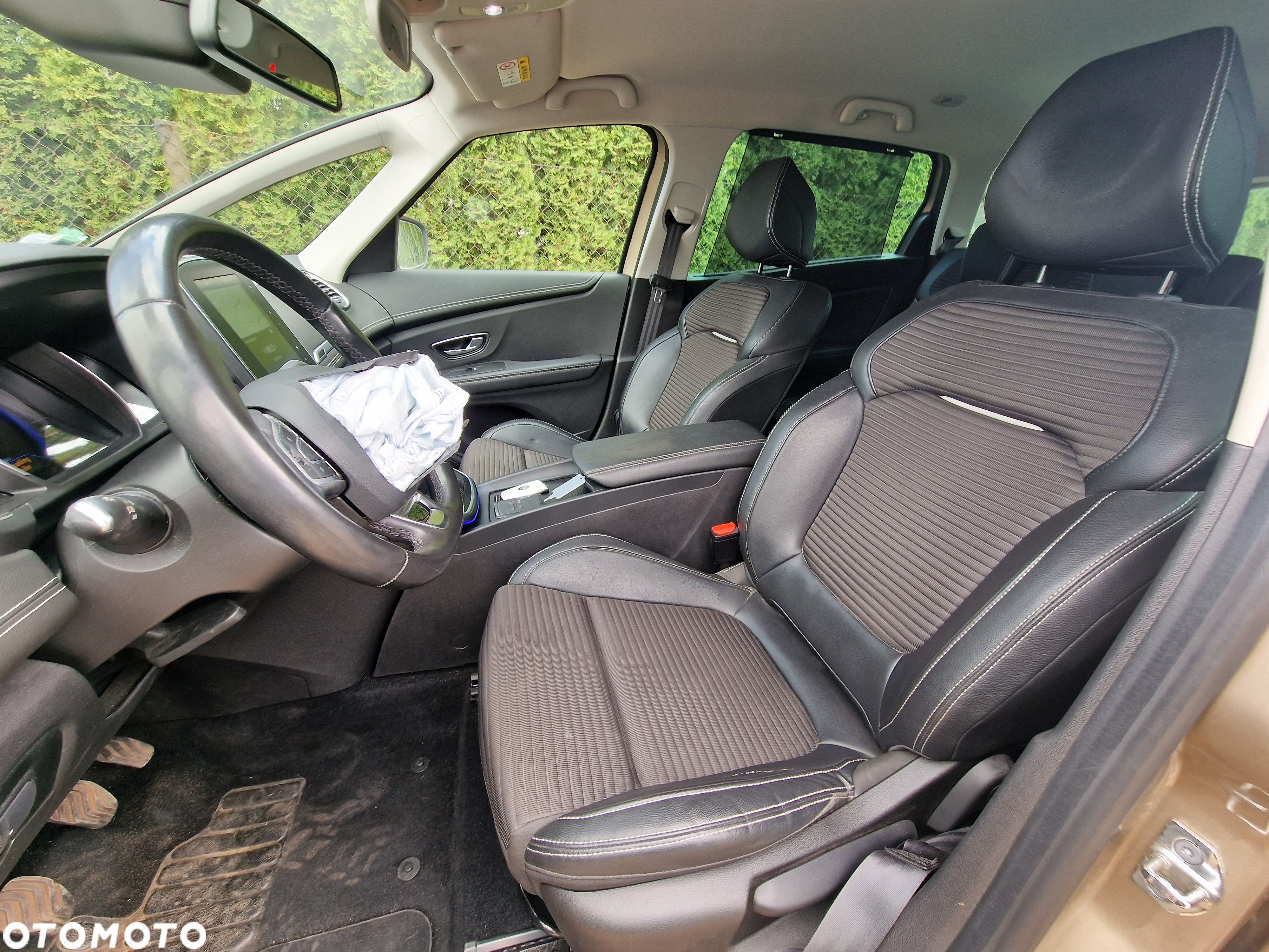 Renault Grand Scenic TCe 160 GPF BOSE EDITION - 10