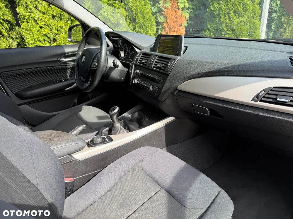 BMW Seria 1 118i Advantage - 10
