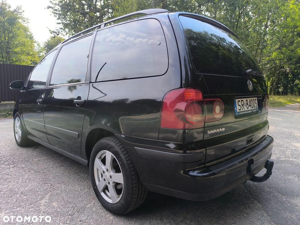 Volkswagen Sharan 2.0 TDI Comfortline - 2