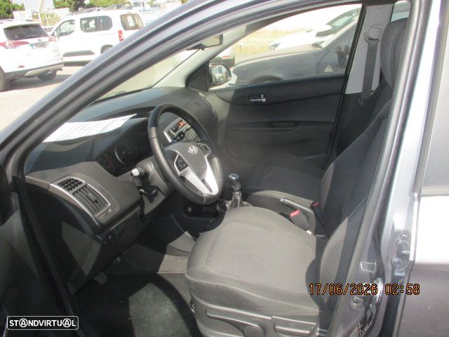 Hyundai i20 1.1 CRDi Blue Access+Bluetooth - 7