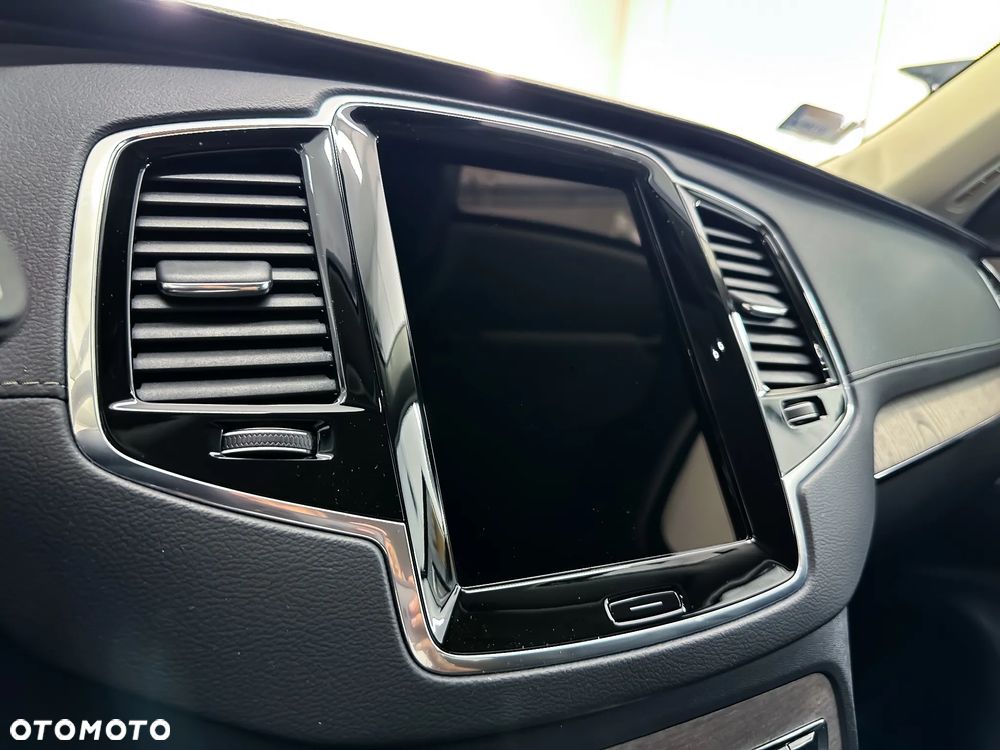 Volvo XC 90 - 14