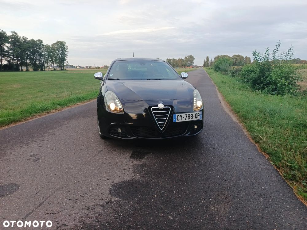 Alfa Romeo Giulietta 2.0 JTDM 16V - 2