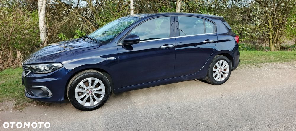 Fiat Tipo 1.4 16v Lounge EU6d - 10
