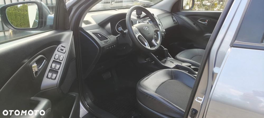 Hyundai ix35 2.0 4WD Automatik Style - 19
