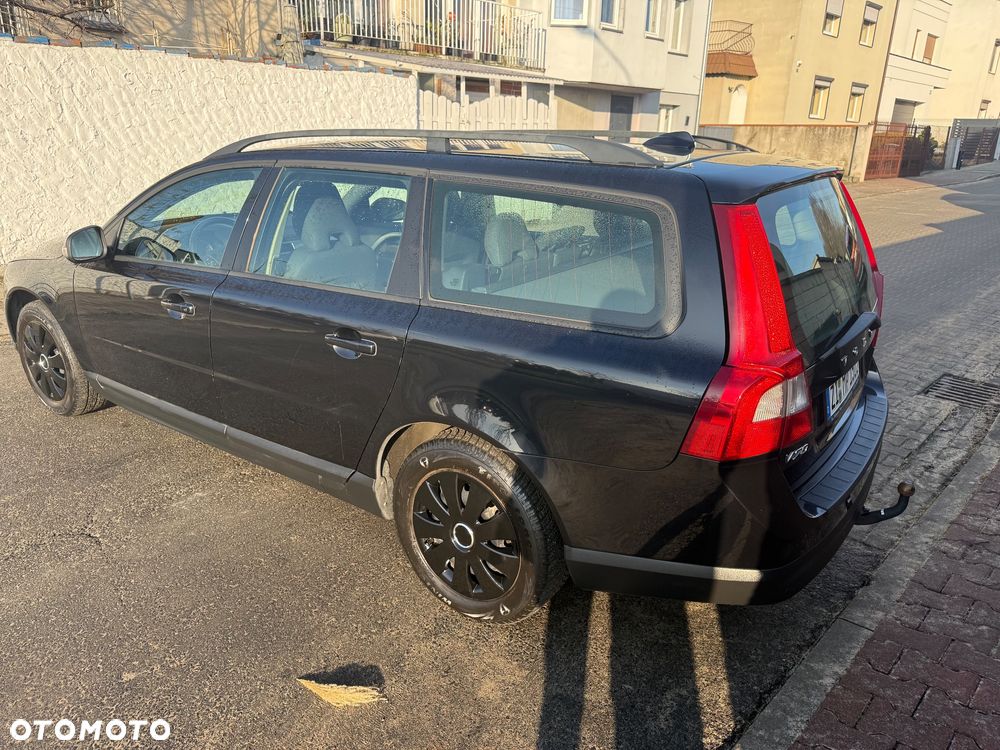 Volvo V70 2.0 Kinetic - 3