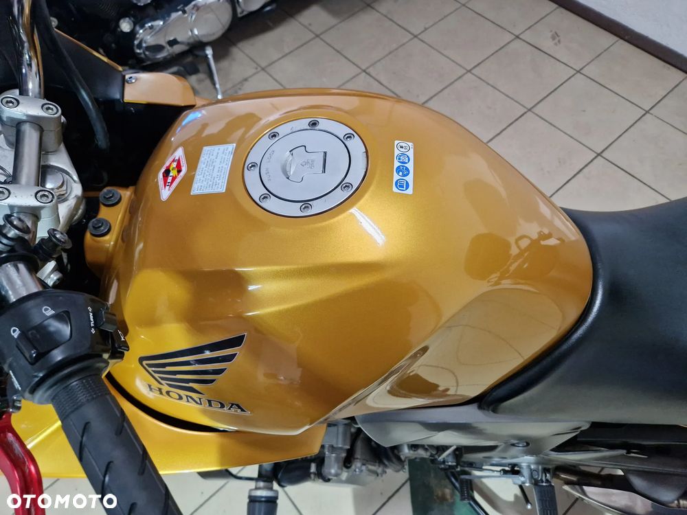 Honda CBF - 17