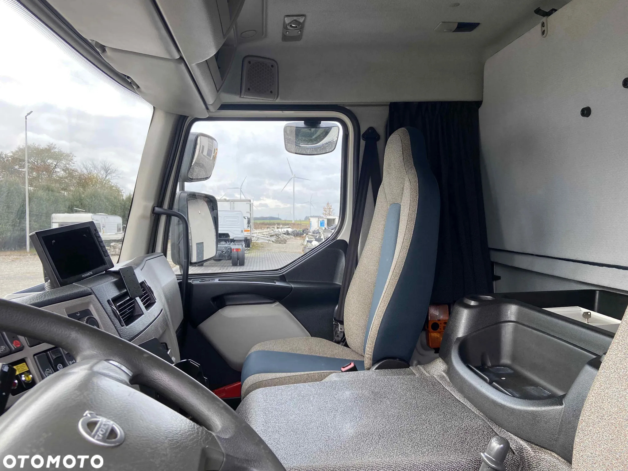 Volvo FE 320 IZOTERMA SYPIALKA 18 PALET - 11