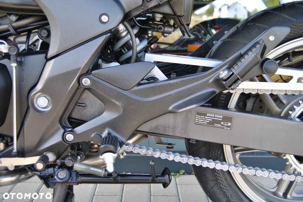 Honda CBF - 16