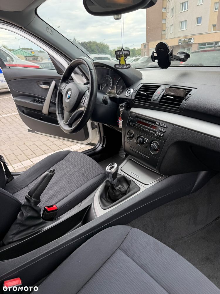 BMW Seria 1 118d - 13