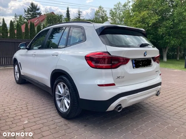 BMW X3 xDrive20i Advantage sport - 4