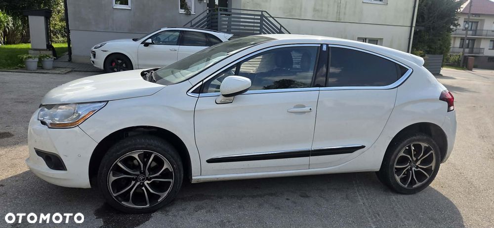 CITROEN DS4 lampa lewy przód - 4