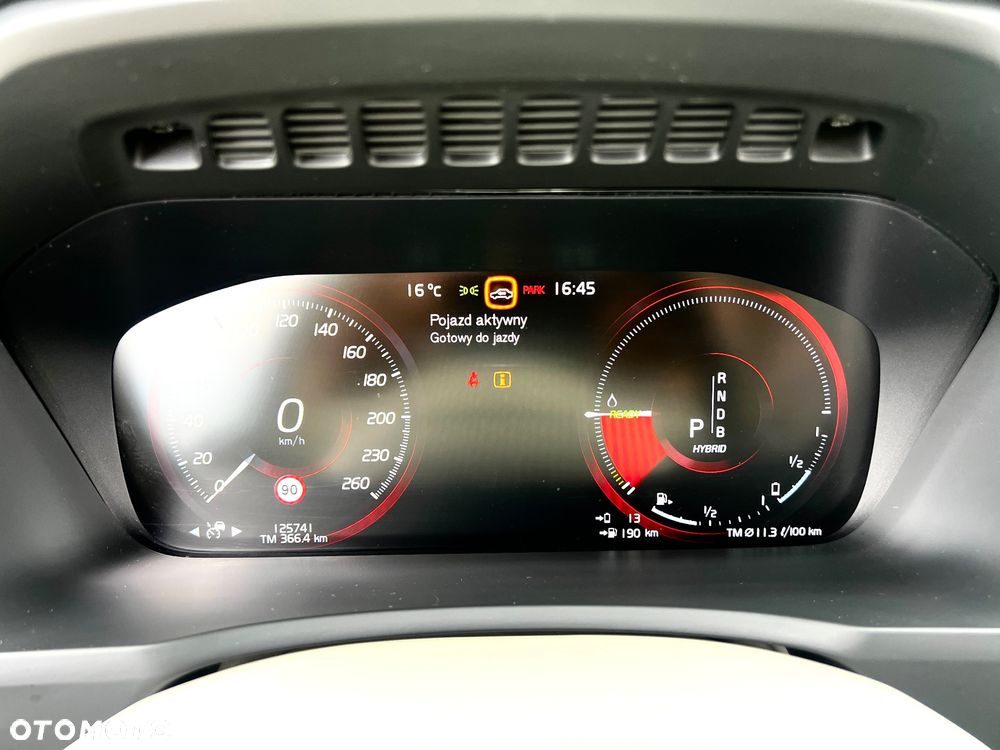 Volvo XC 90 T8 AWD Twin Engine Geartronic Momentum - 14