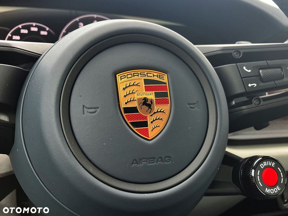 Porsche 911 - 34