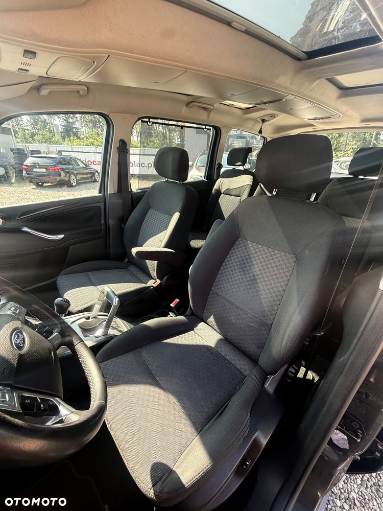 Ford Galaxy - 10