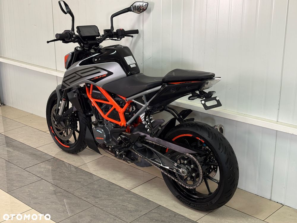 KTM Duke 125 - 7