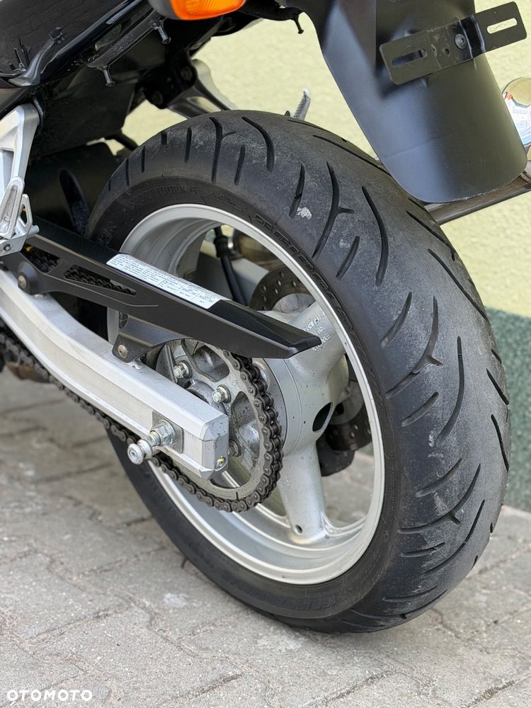 Suzuki SV - 22