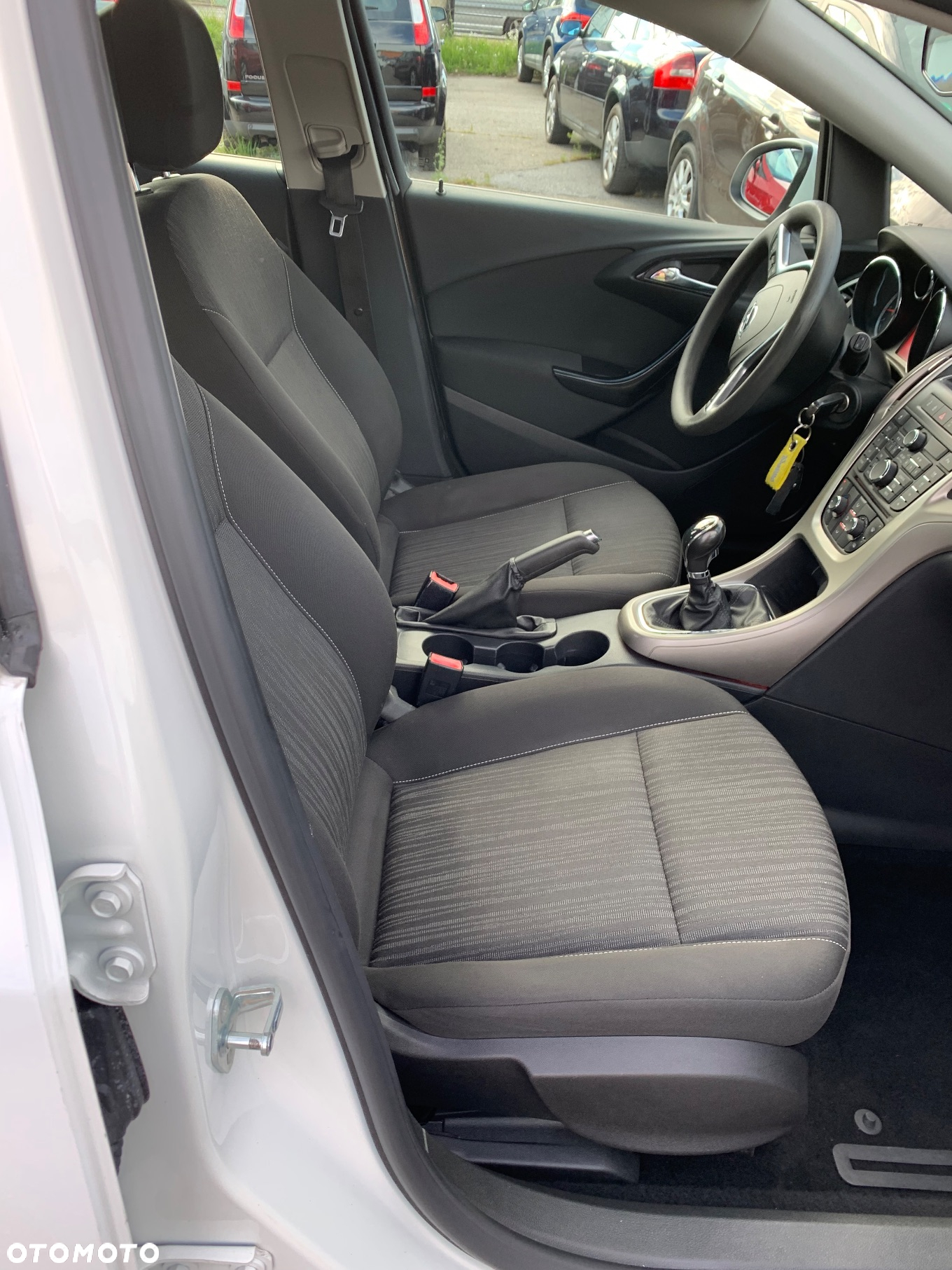 Opel Astra 1.4 150 Jahre - 16
