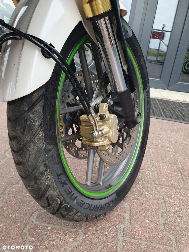 Triumph Tiger - 32