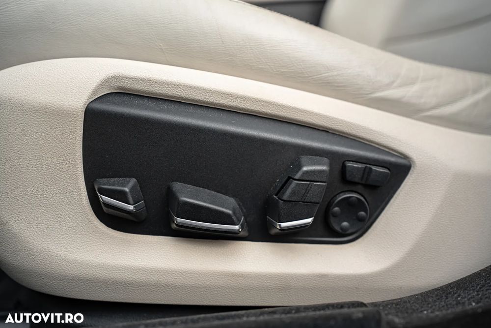 BMW Seria 5 530d xDrive - 23