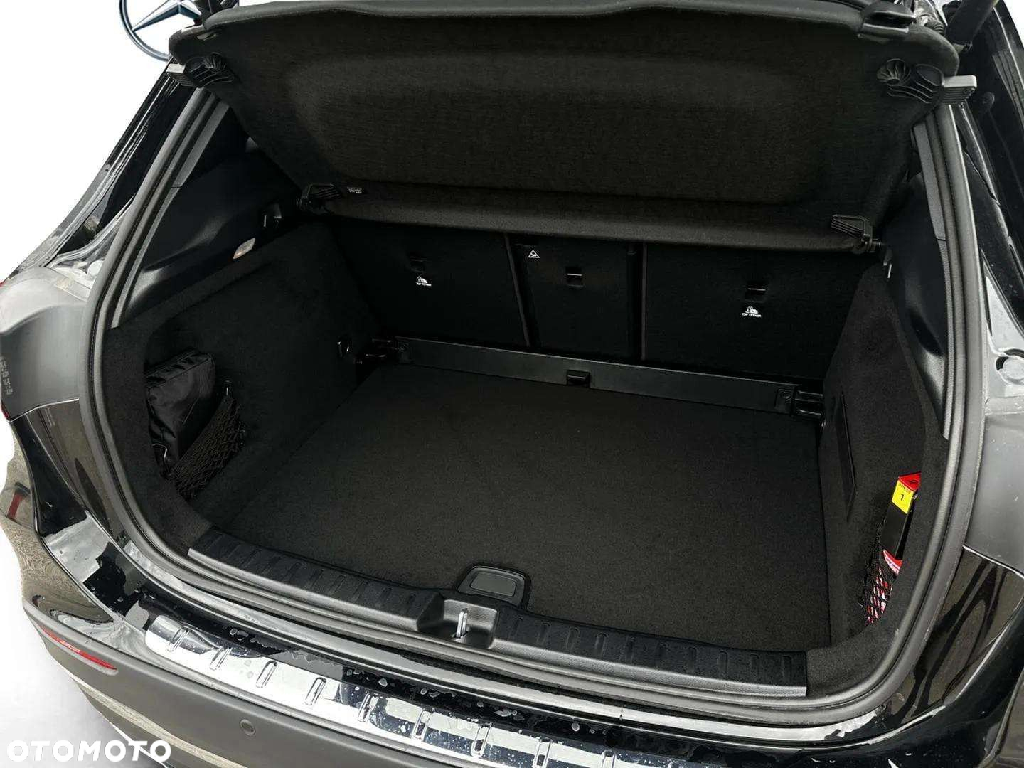 Mercedes-Benz GLA - 20